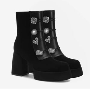 women shoes Heels
